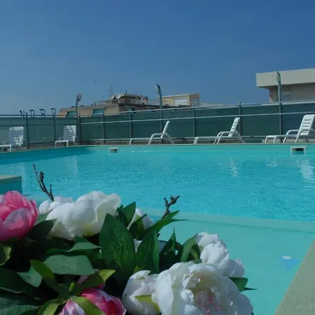 Lägenhetshotell Club House 4*