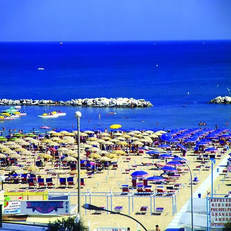 Hotel apartamentowy Club House Cattolica