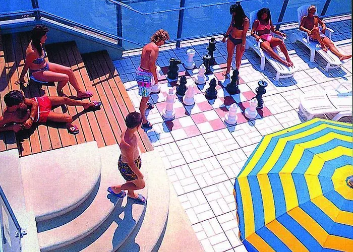 Club House 카톨리카